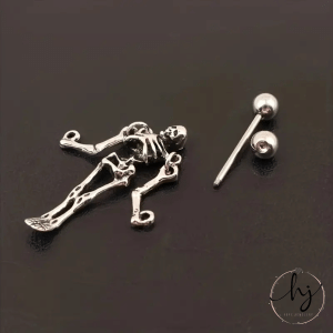 1pcs Skeleton Earring - Image 4